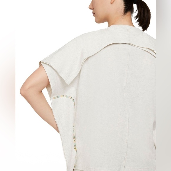 Nike Earth Day Short Sleeve Rainbow Selvedge Dolman T-Shirt - Picture 5 of 13